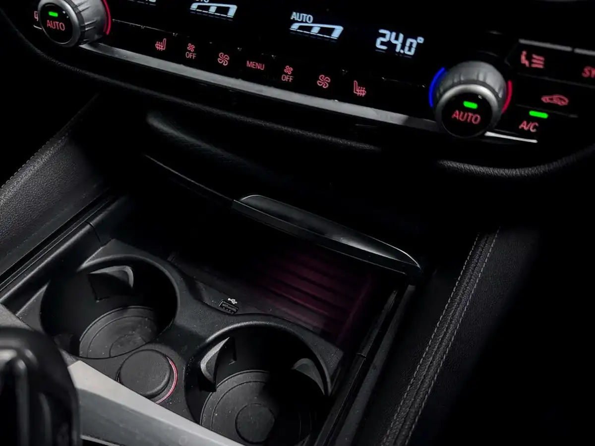 2022-bmw-5-series-20-520i-m-sport-mht-touring-5d-big-25