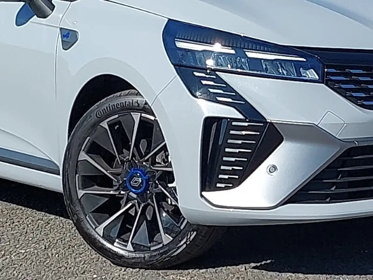 2024-renault-clio-16-esprit-alpine-big-8