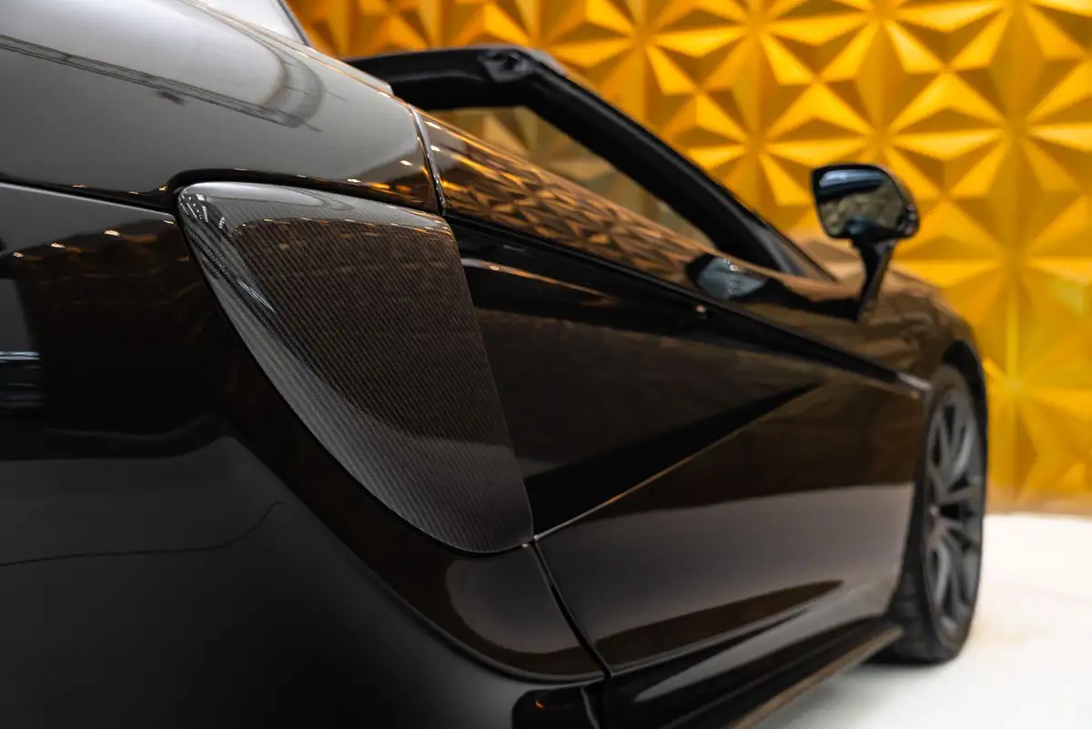 2018-mclaren-570s-38-coupe-big-22