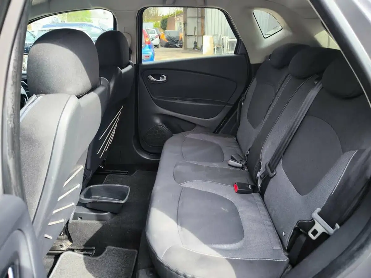 2014-renault-captur-15dci-dynamique-s-90bhp-energyss-big-17