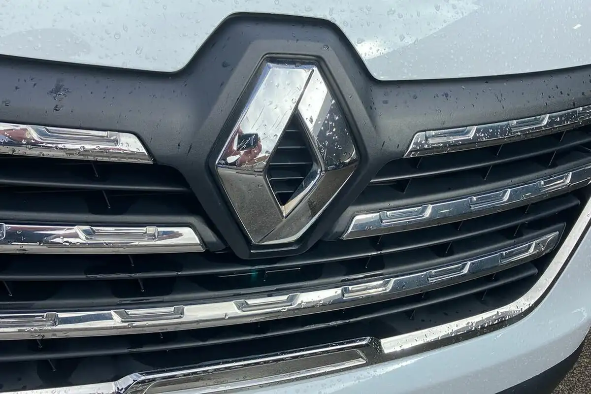 2022-renault-trafic-20dci-sl28-130-business-big-22