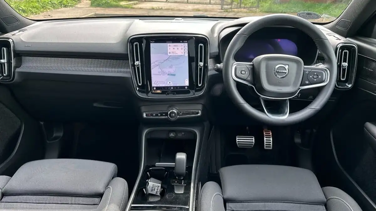 2022-volvo-xc40-e-recharge-pro-big-19