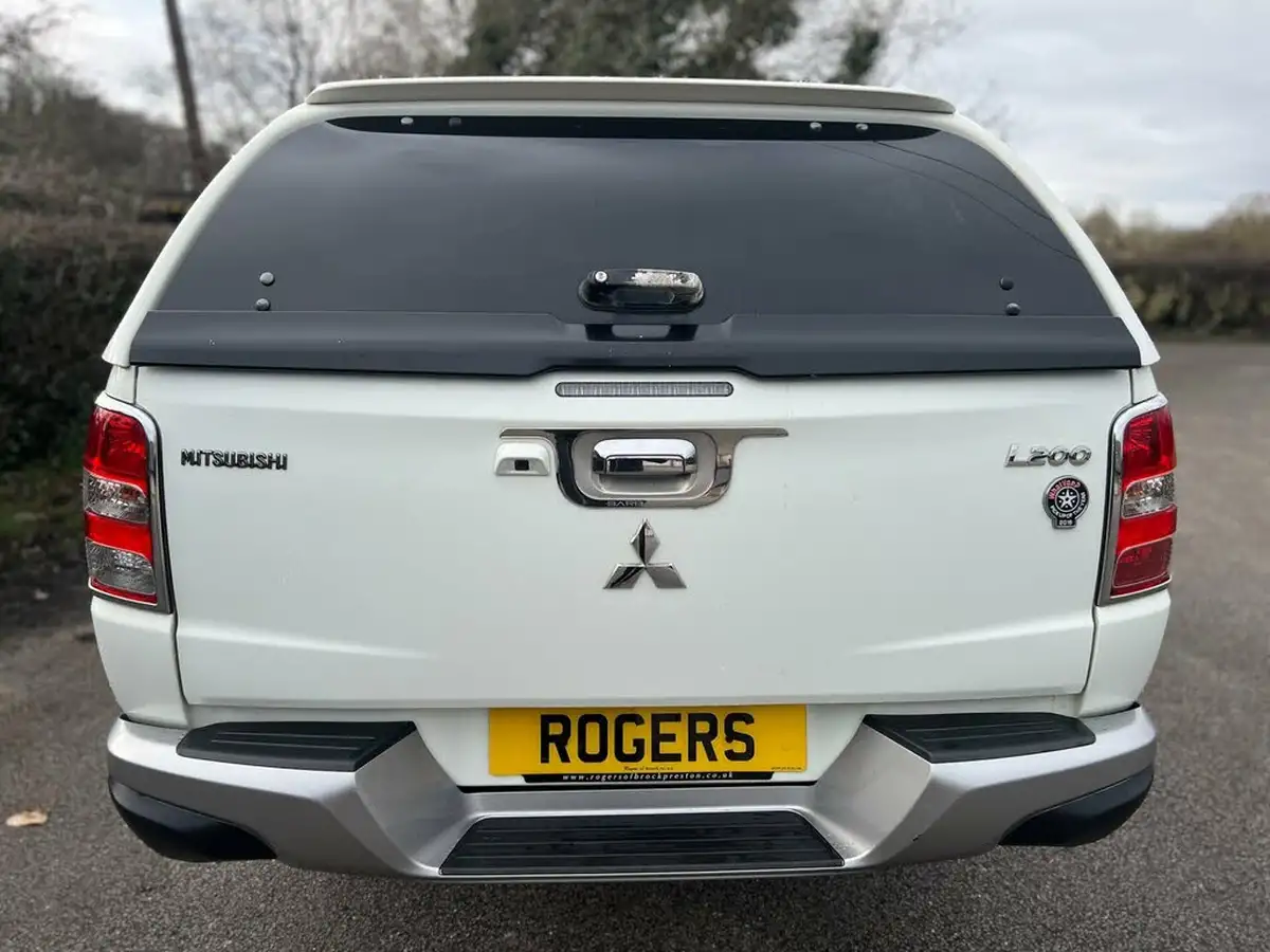 2017-mitsubishi-l200-24di-d-barbarian-178bhp-eu6-big-6