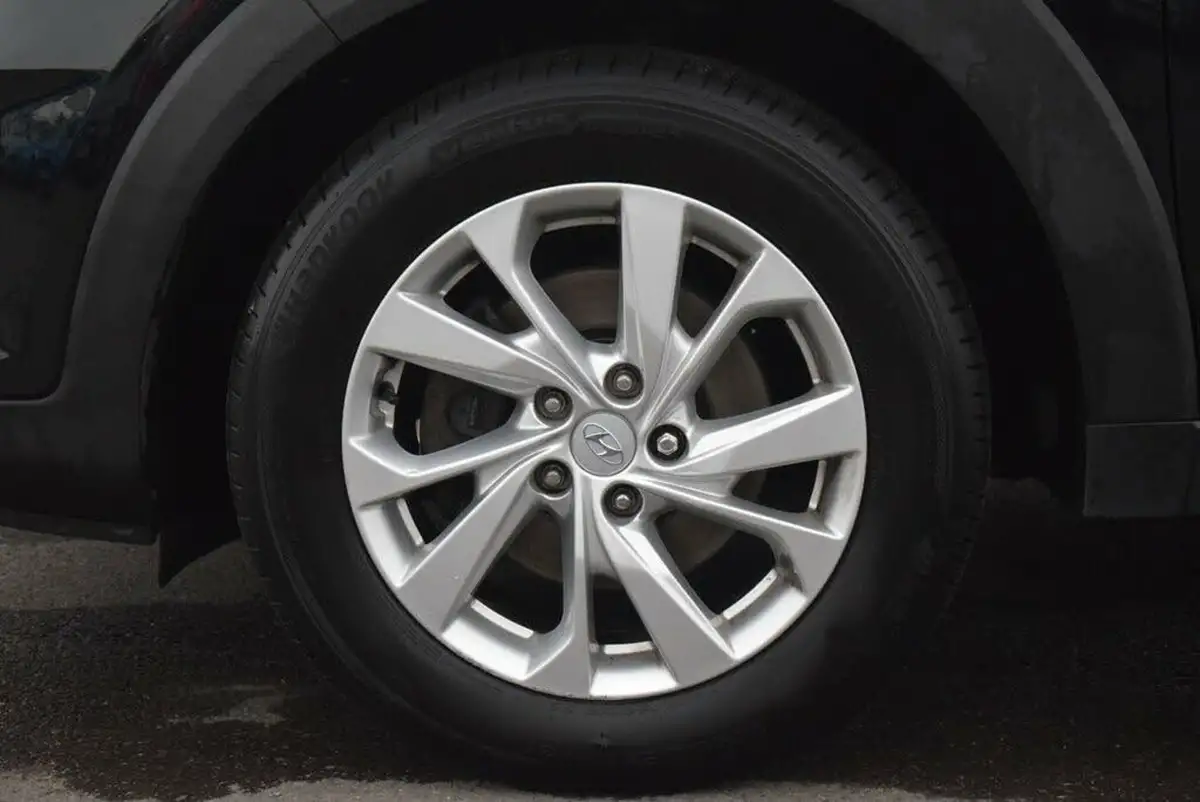 2020-hyundai-tucson-16-t-gdi-se-nav-dct-big-7
