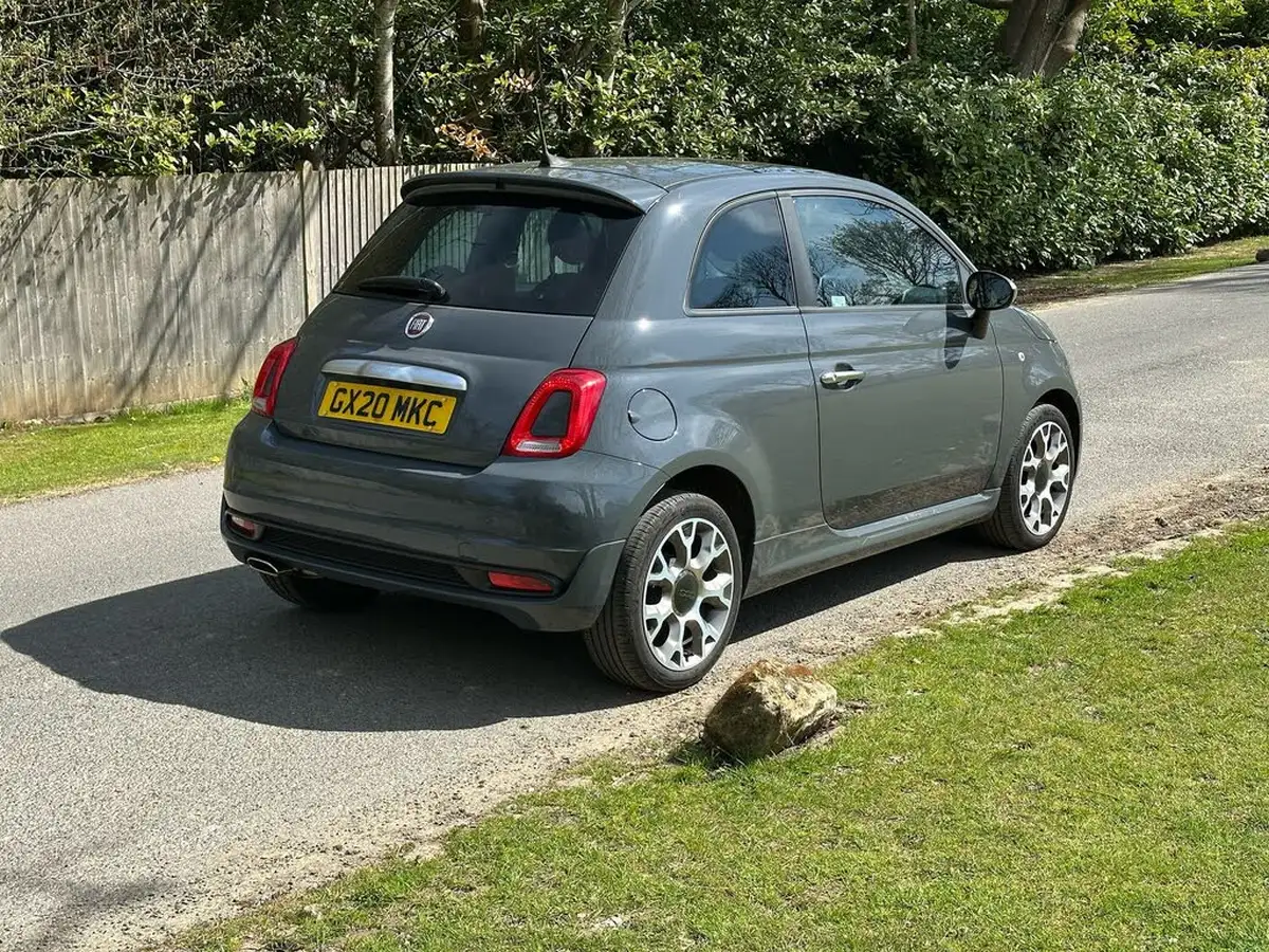 2020-fiat-500-12-rock-star-big-5
