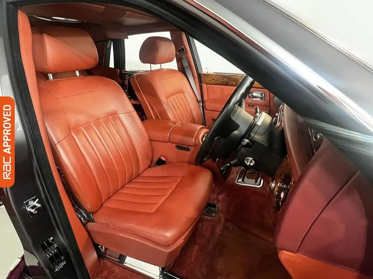 2012-rolls-royce-phantom-67-big-9
