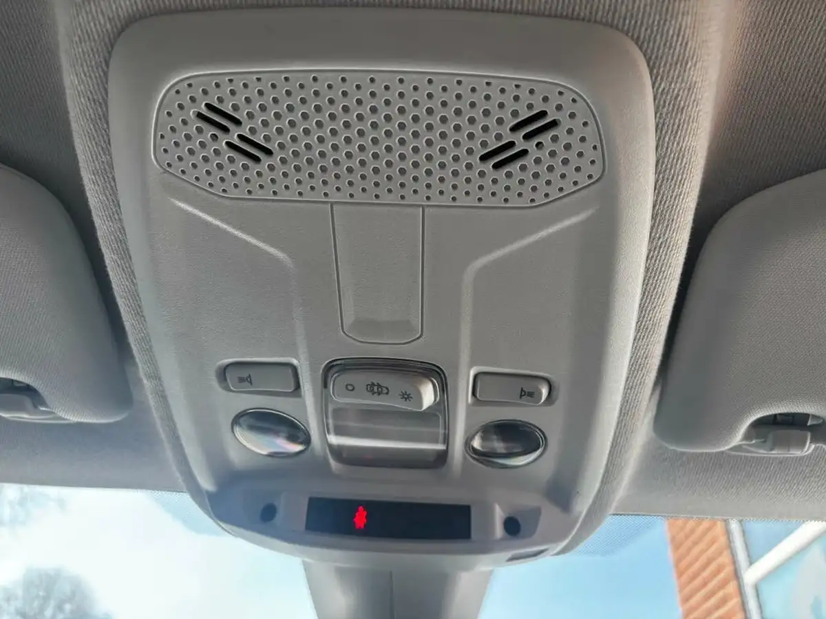 2020-vauxhall-corsa-12i-se-premium-big-33