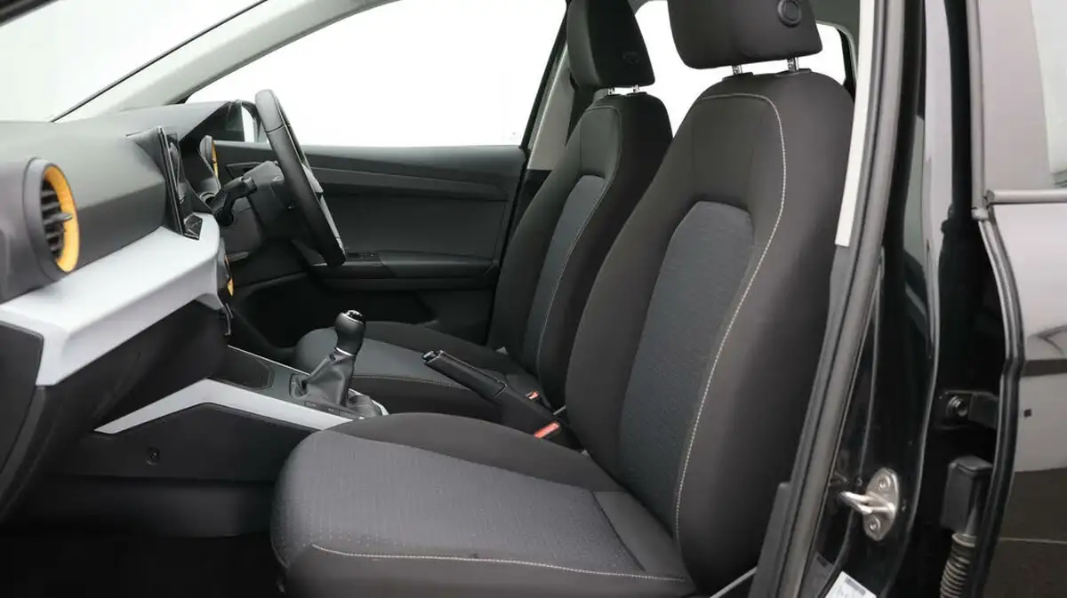 2023-seat-arona-10-tsi-evo-se-technology-big-13