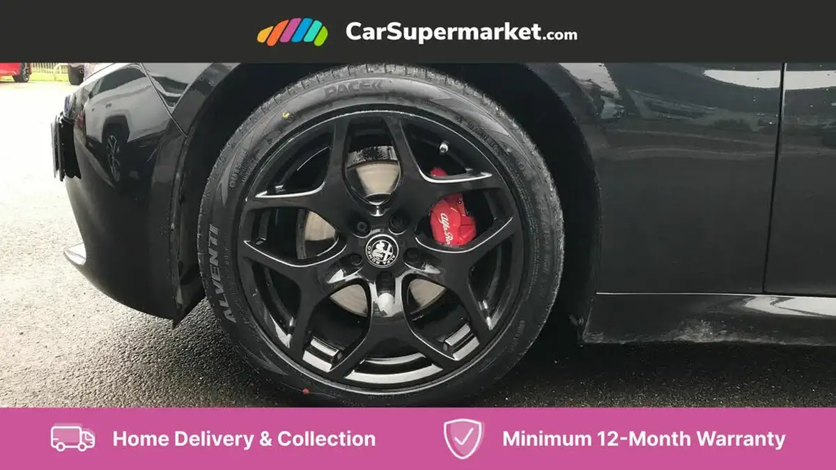 2020-alfa-romeo-giulia-20-nero-edizione-big-12