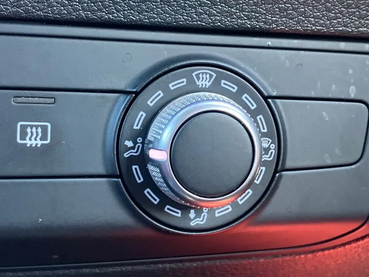 2020-audi-q2-16-30-tdi-sport-s-tronic-big-26