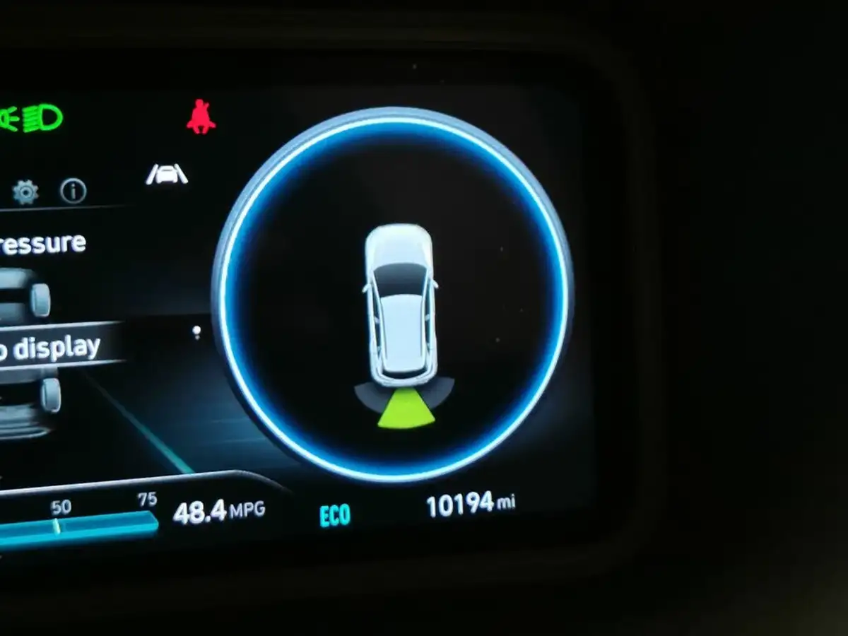 2023-hyundai-kona-16-gdi-se-connect-big-15