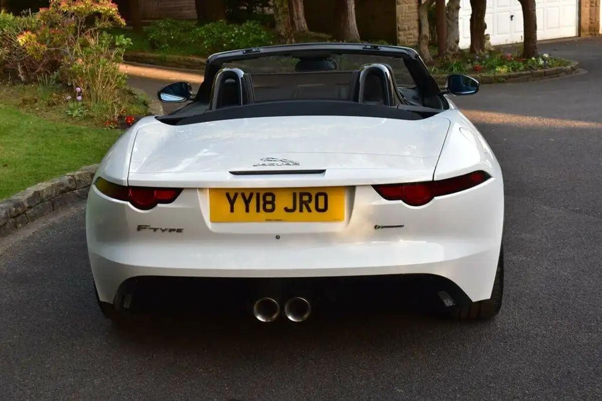 2018-jaguar-f-type-30-v6-sc-r-dynamic-340ps-ss-convertible-auto-big-3