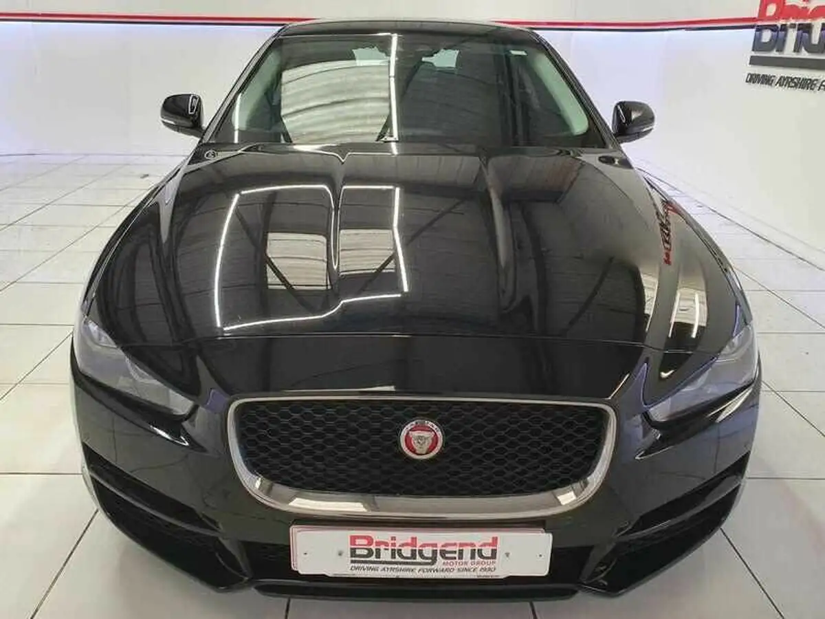 2018-jaguar-xe-20i-prestige-200ps-1999cc-big-1