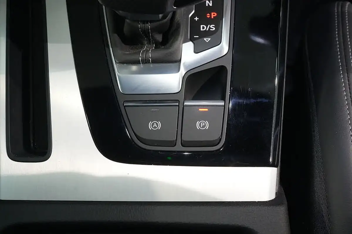 2021-audi-q5-20-50-tfsi-e-s-line-station-wagon-big-42