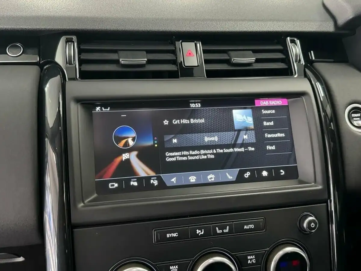 2019-land-rover-discovery-30-sd-v6-anniversary-edition-big-61