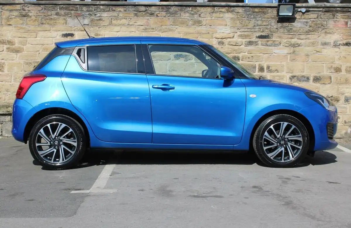 2024-suzuki-swift-12-dualjet-sz-l-big-2