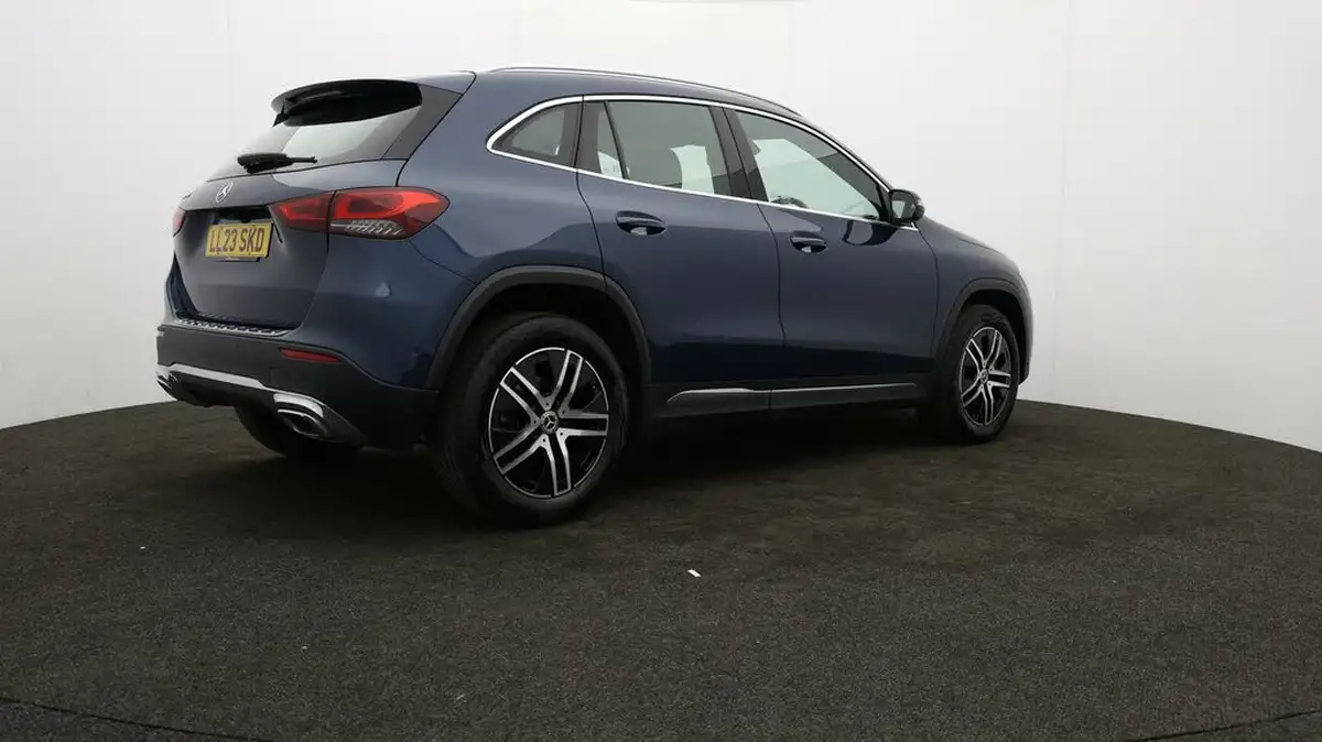 2023-mercedes-benz-gla-class-13-gla-200-sport-executive-station-wagon-big-37