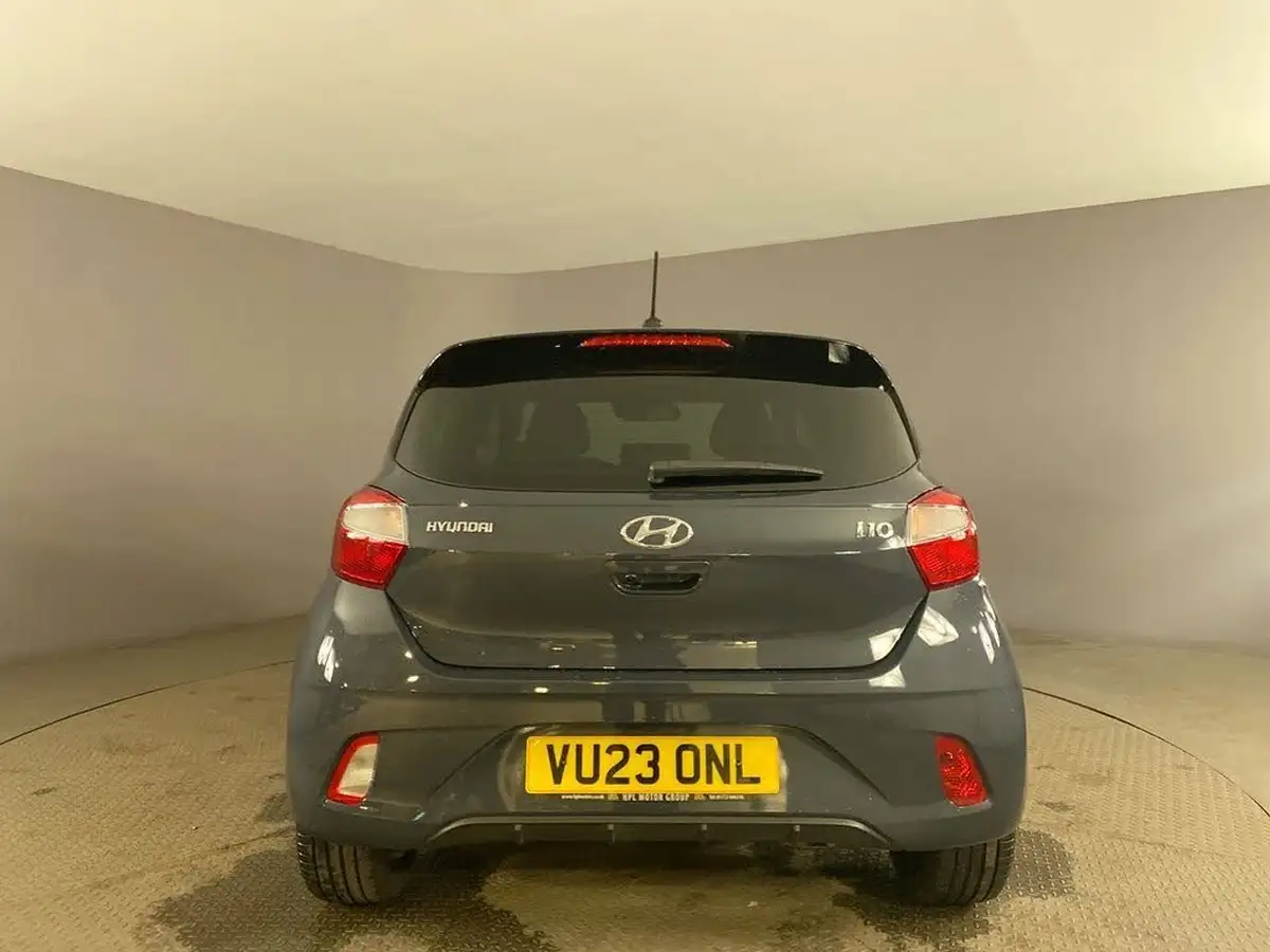 2023-hyundai-i10-12-premium-auto-big-6