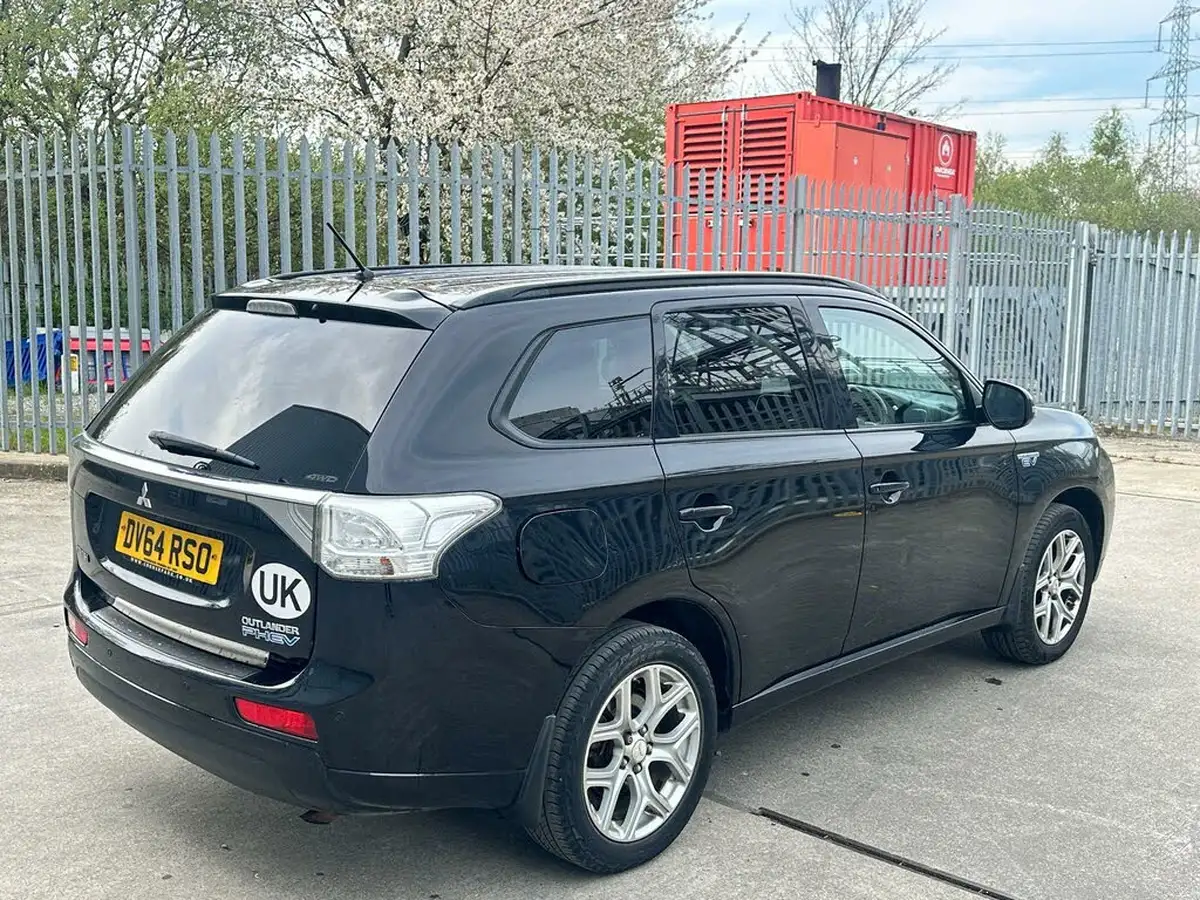 2014-mitsubishi-outlander-20-gx3h-5st-big-7