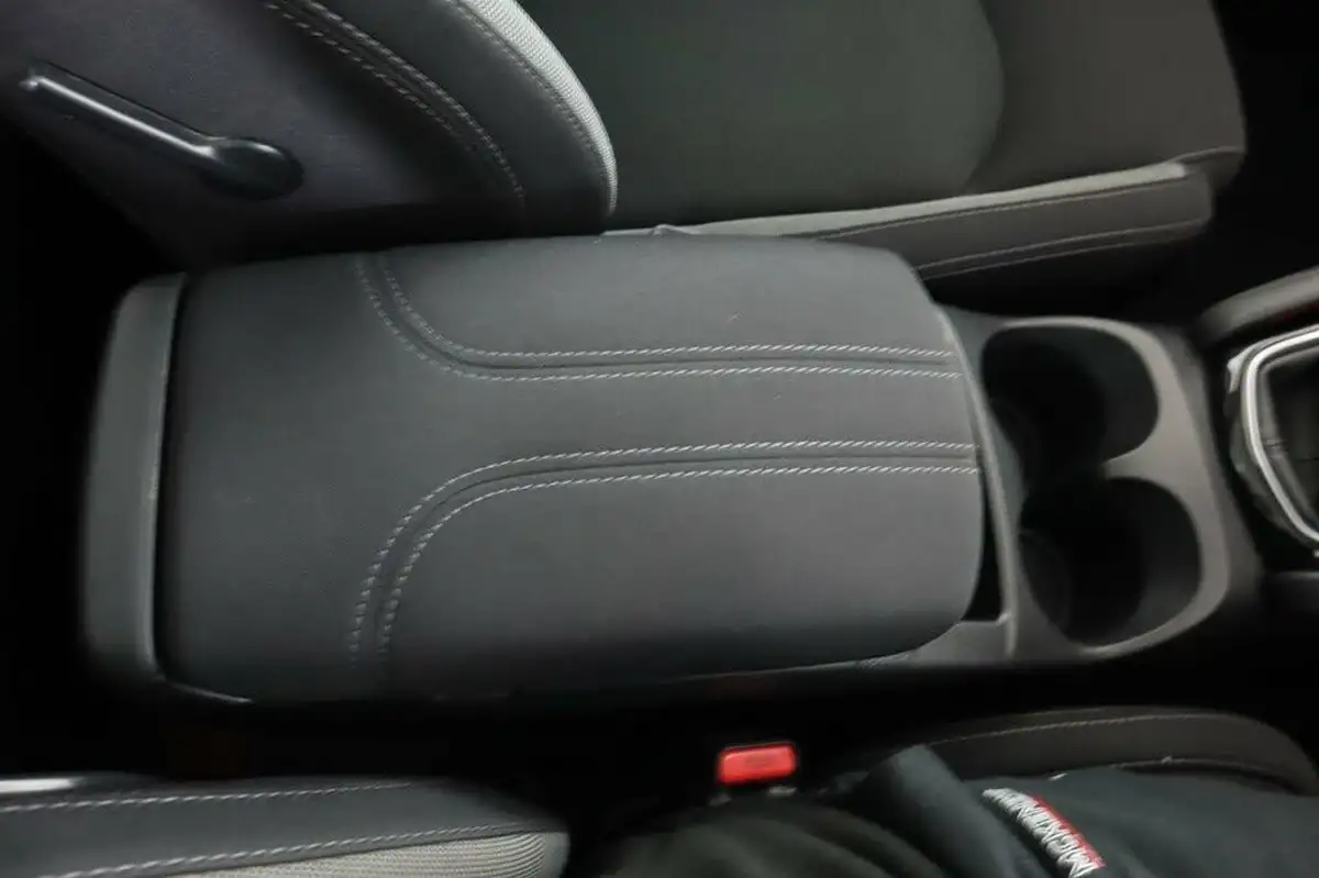 2018-nissan-qashqai-12-dig-t-n-connecta-big-28