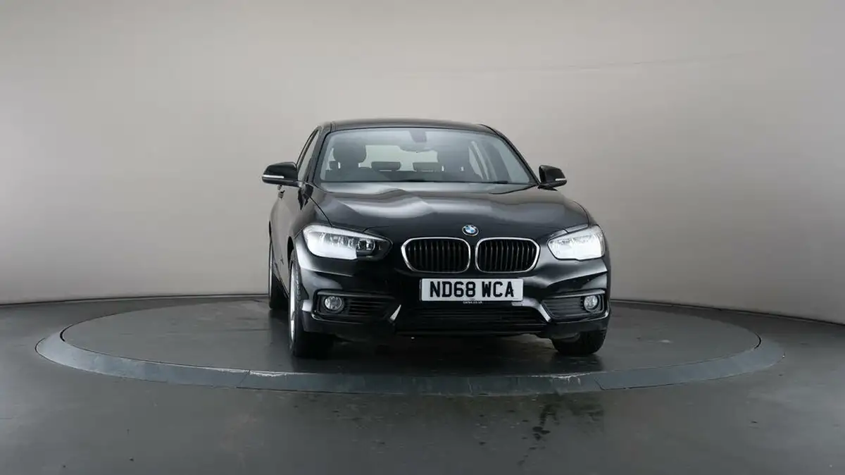 2018-bmw-1-series-15-118i-se-5d-big-40