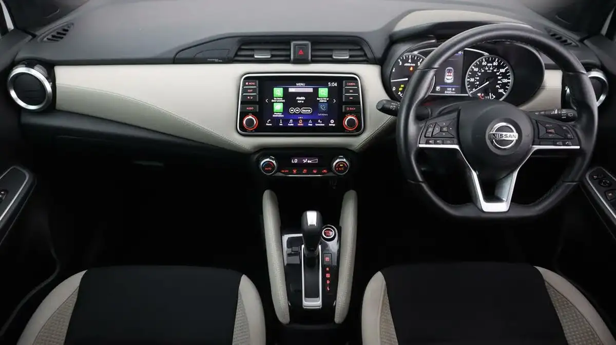 2022-nissan-micra-10-ig-t-tekna-cvt-big-13