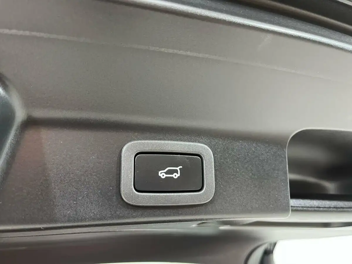 2018-jaguar-f-pace-20-i4d-r-sport-180ps-awd-auto-big-36