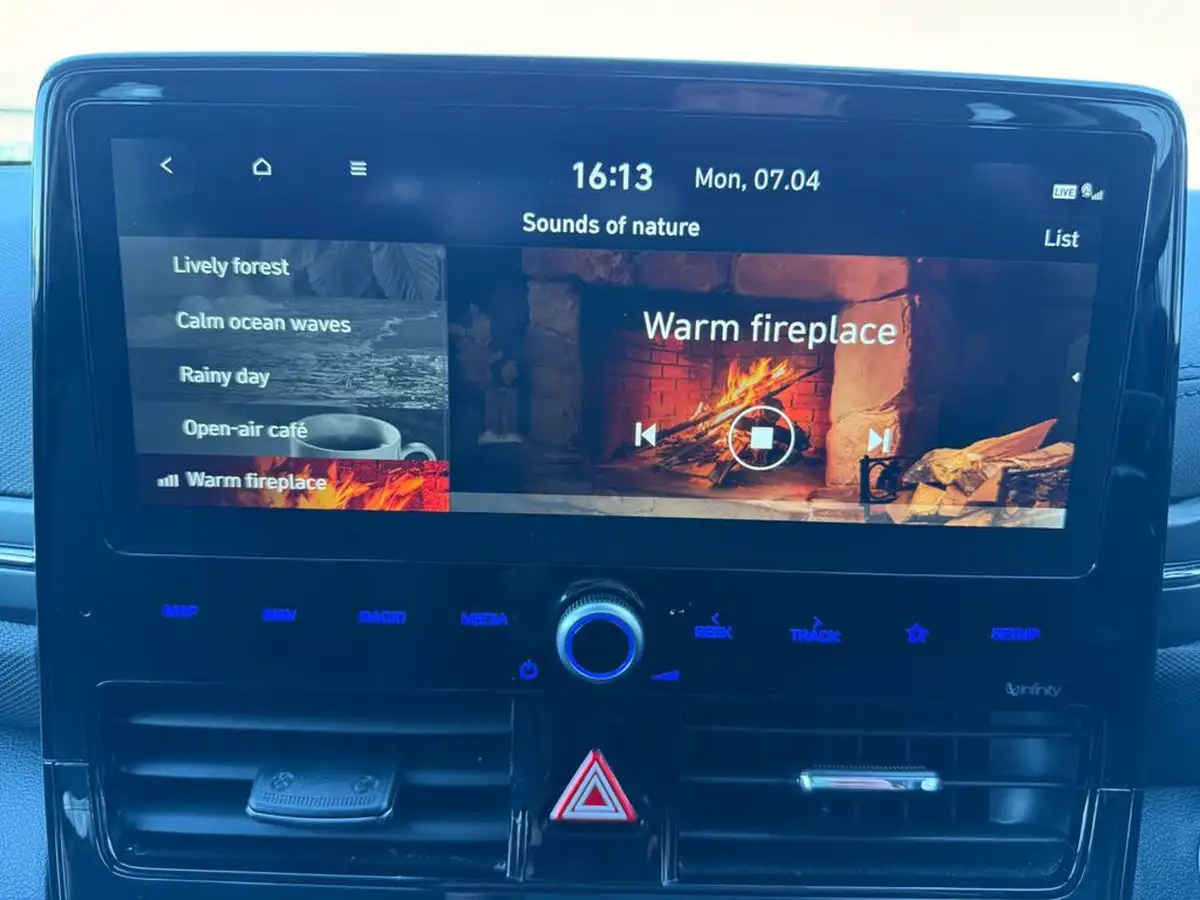 2021-hyundai-ioniq-16-gdi-premium-hybrid-big-69