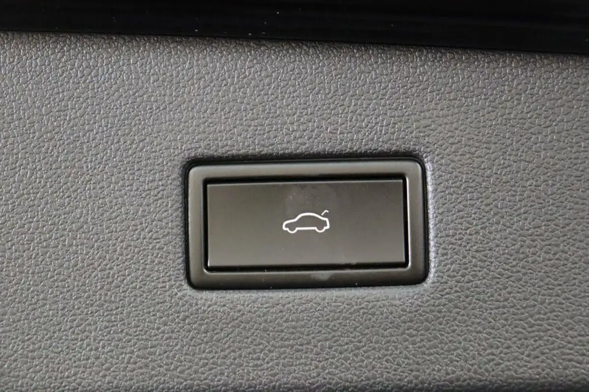 2021-volkswagen-tiguan-allspace-20tdi-sel-150ps-dsg-big-25
