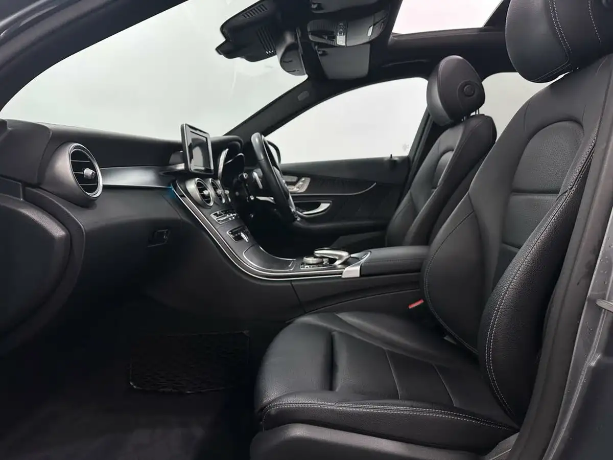 2017-mercedes-benz-c-class-21d-c220d-amg-line-premiumss-estate-5d-9g-tronic-plus-big-31