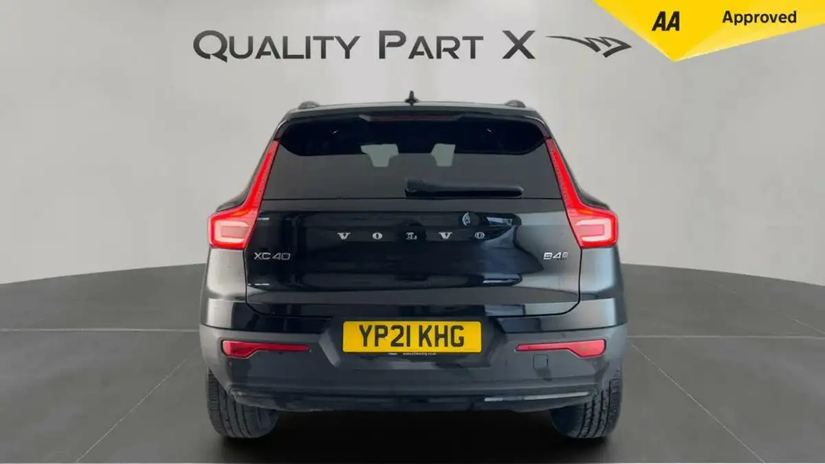 2021-volvo-xc40-20-b4-r-design-194bhp-awd-auto-big-3