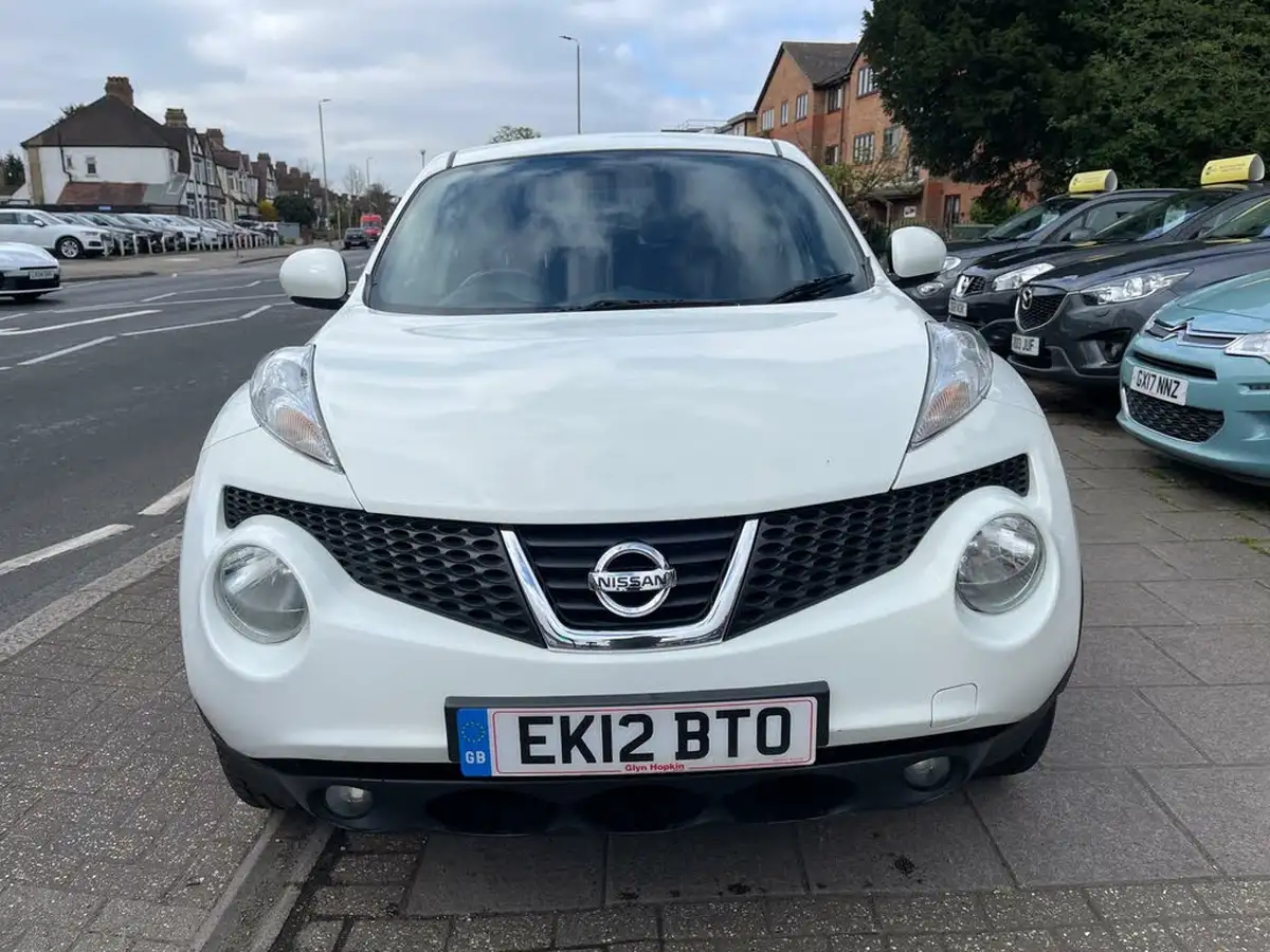 2012-nissan-juke-16-acenta-premium-16v-1598cc-big-4