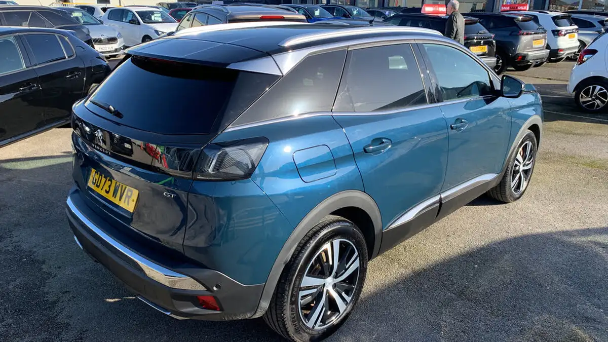 2024-peugeot-3008-suv-12-puretech-gt-136ps-hybrid-e-dsc6-big-42