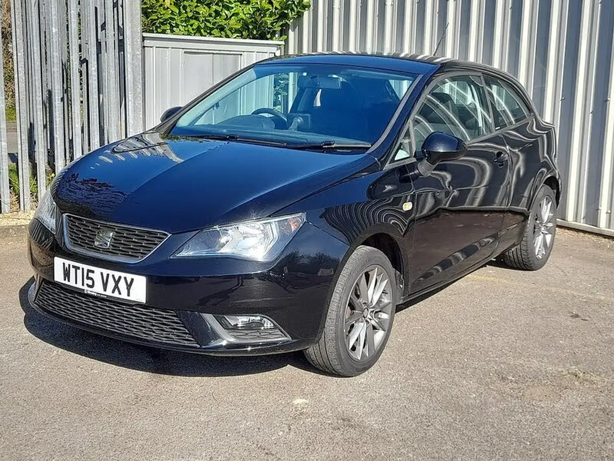 2015-seat-ibiza-12-i-tech-sportcoupe-3d-big-2