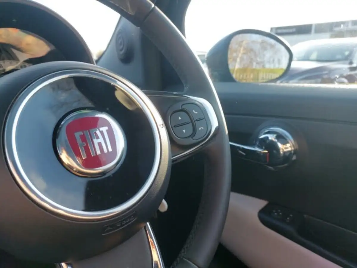 2022-fiat-500-10-dolcevita-big-17