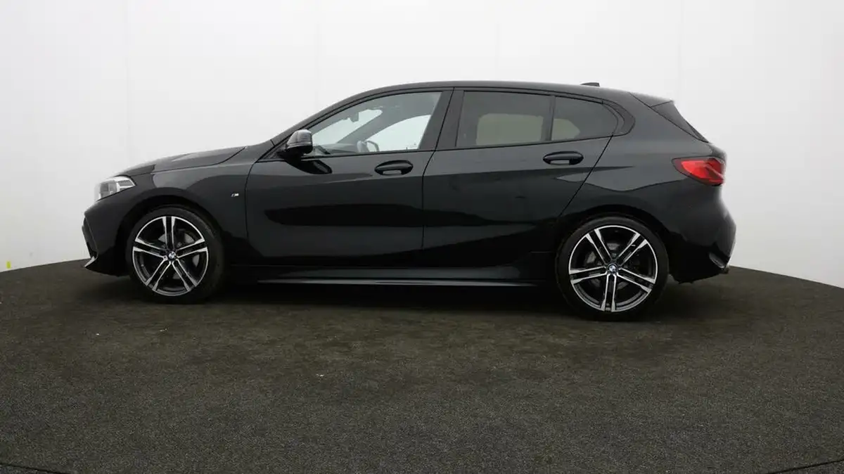 2021-bmw-1-series-15-118i-m-sport-lcp-dct-big-62