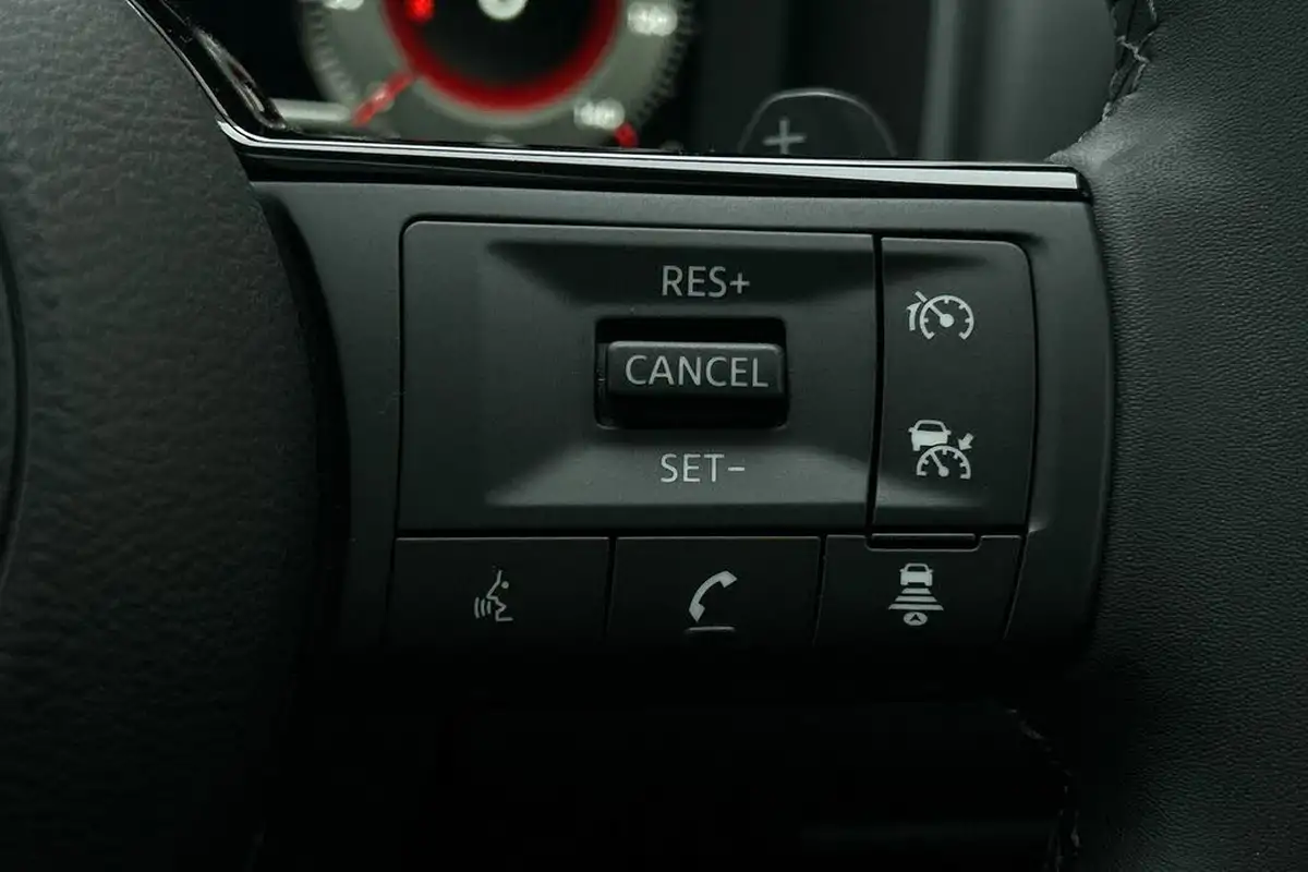 2024-nissan-qashqai-13-dig-t-n-connecta-160ps-auto-big-8