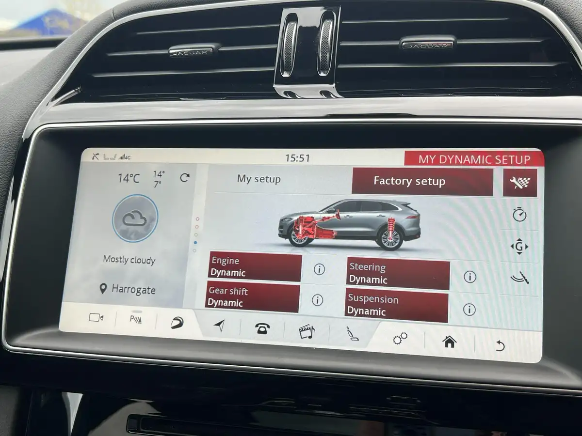 2020-jaguar-f-pace-50-v8-svr-big-27