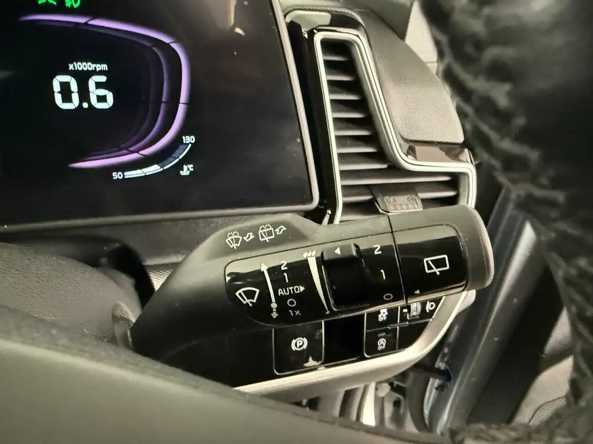 2023-kia-sportage-16-t-gdi-gt-line-148bhp-big-54