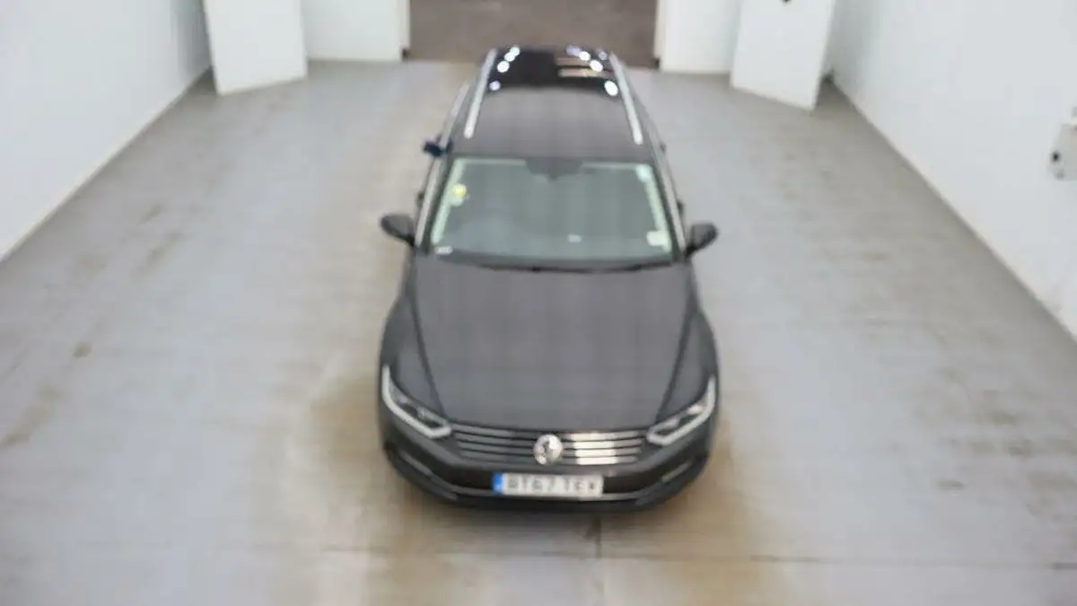 2017-volkswagen-passat-16tdi-se-business-ss-estate-5d-big-4