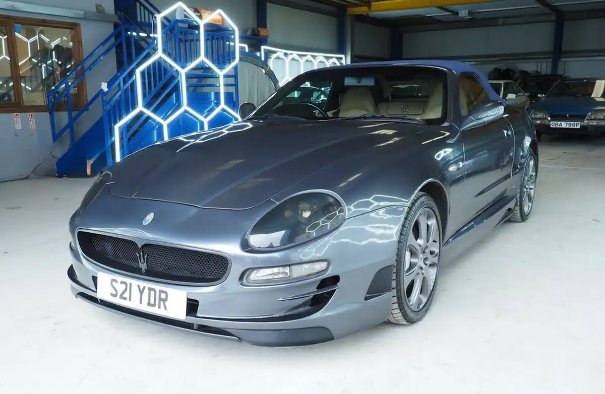 2003-maserati-spyder-42-gt-big-8