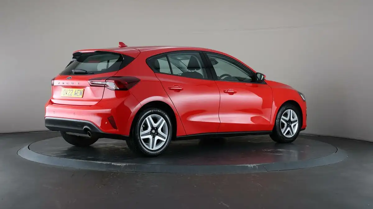 2022-ford-focus-10t-trend-hatchback-big-56