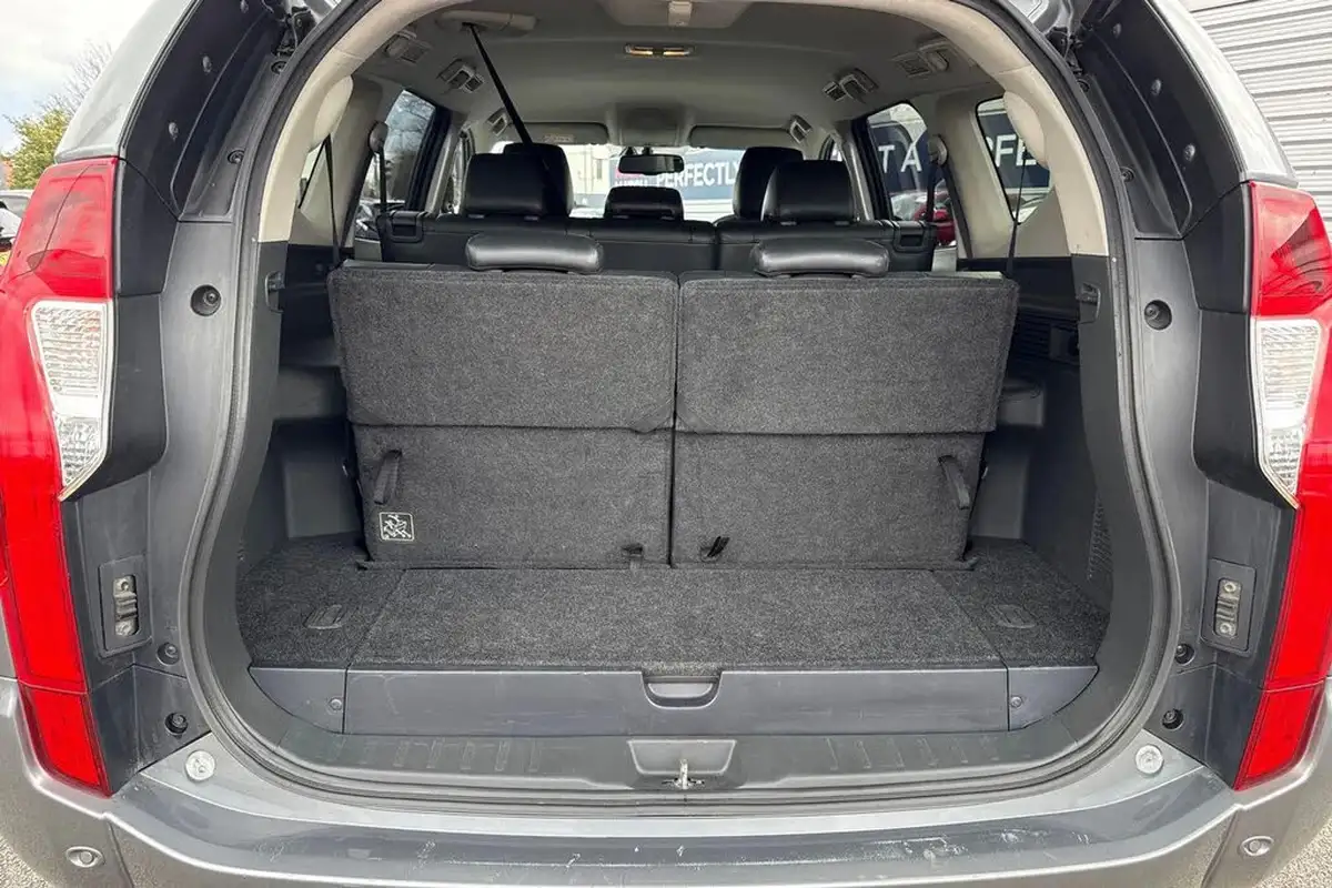 2021-mitsubishi-shogun-sport-24di-d-3-big-8