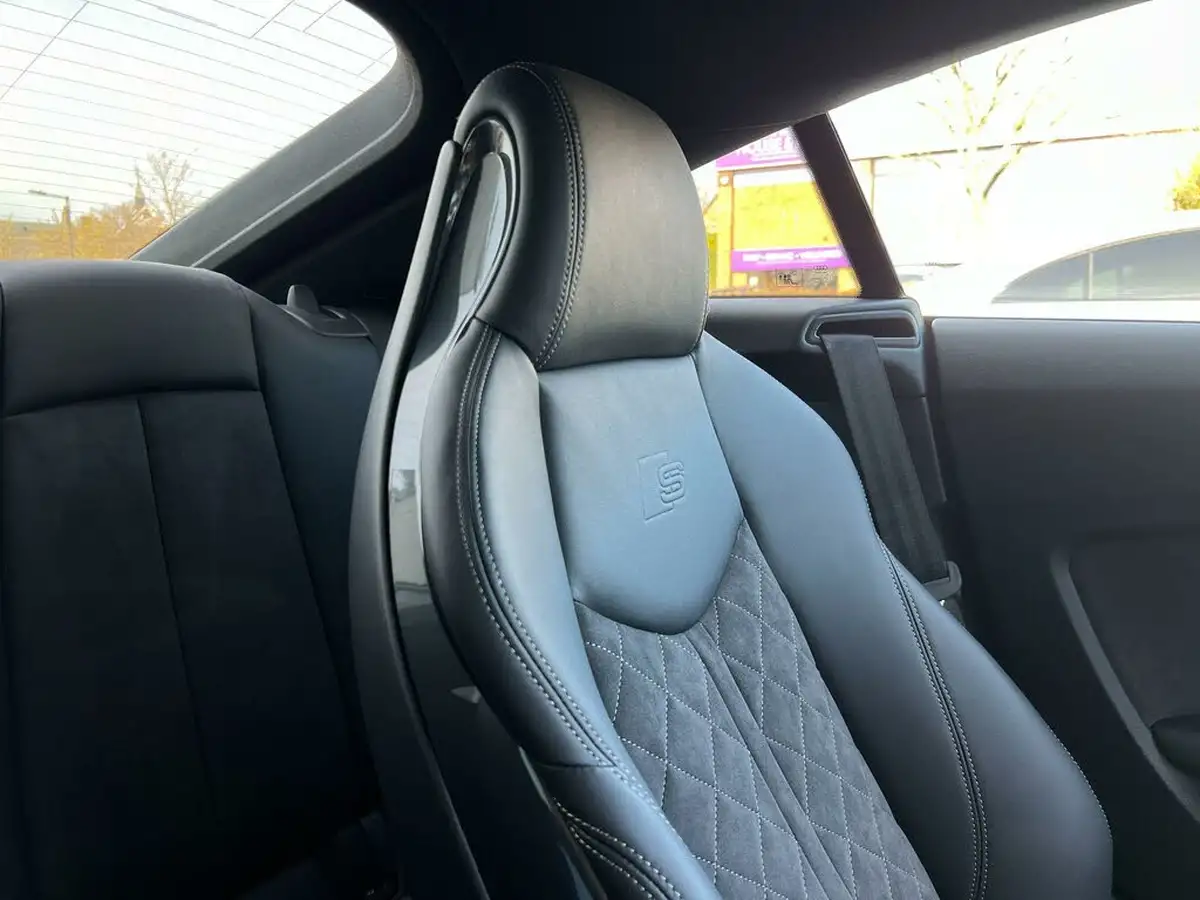 2023-audi-tt-coupe-20-40-tfsi-black-edition-big-52