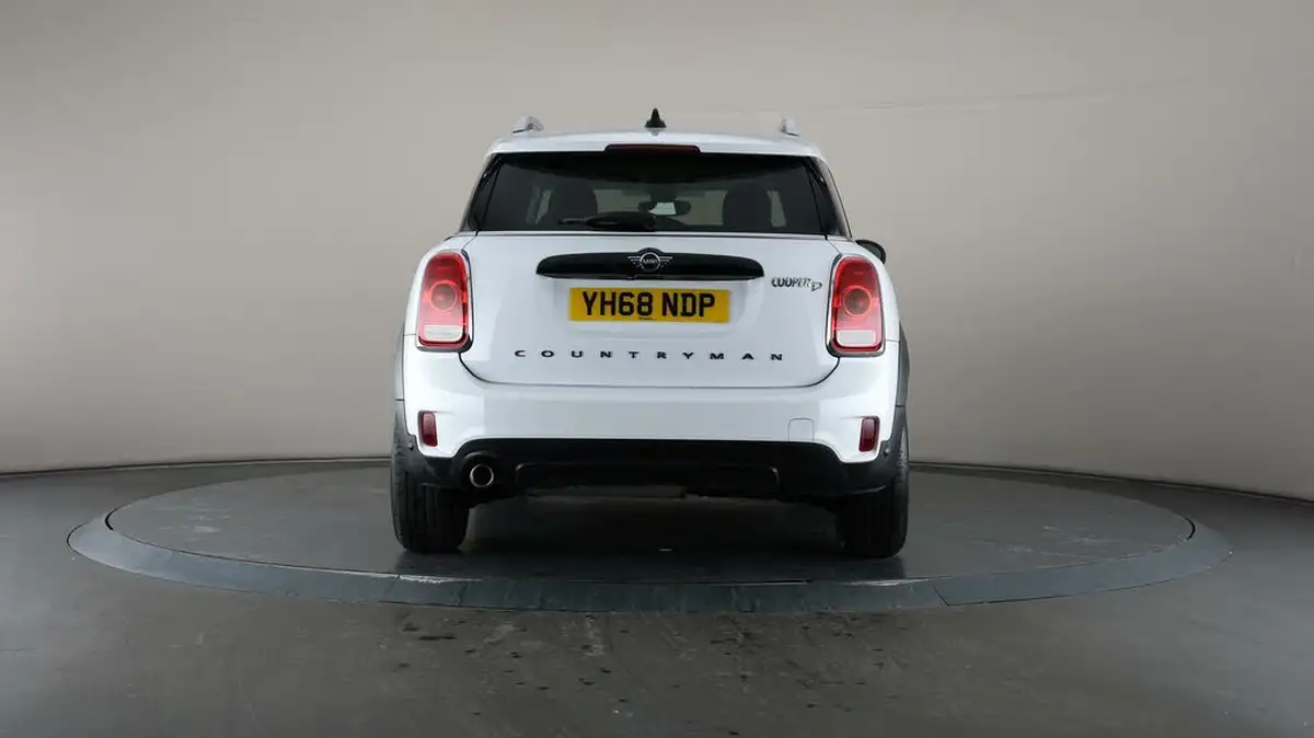 2019-mini-countryman-20td-cooper-d-classic-auto-big-6