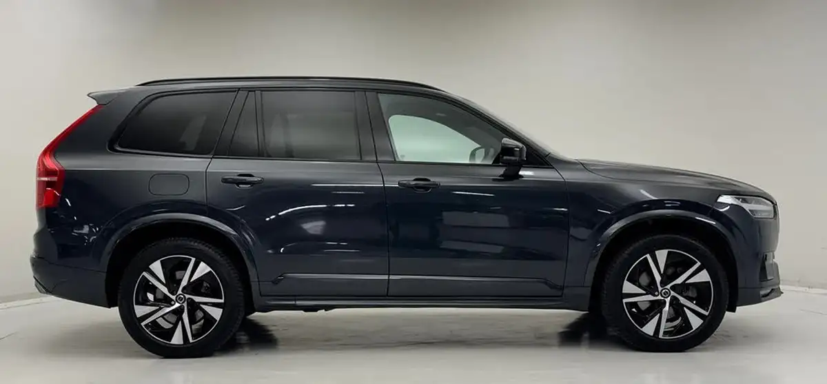 2022-volvo-xc90-20td-b5-r-design-big-3