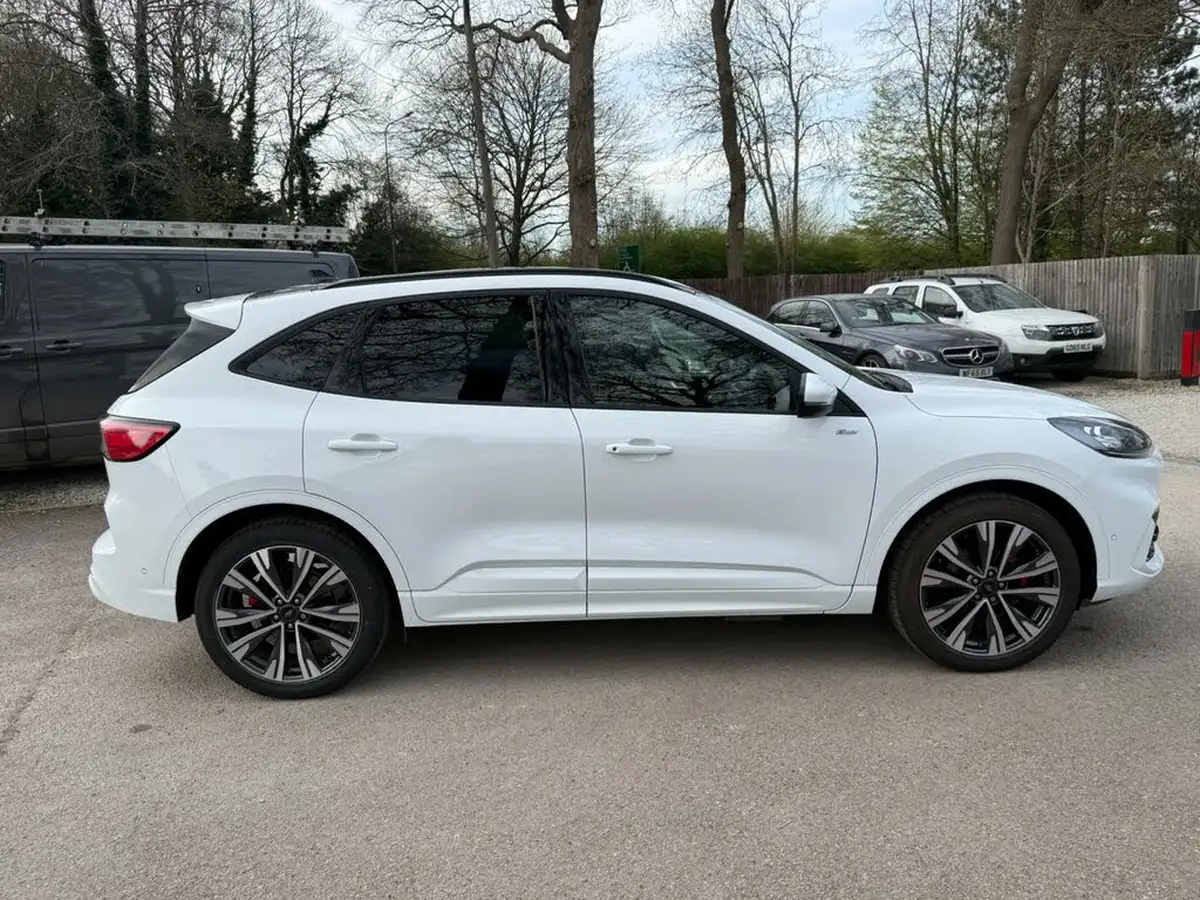 2021-ford-kuga-25t-st-line-x-edition-225ps-phev-big-7