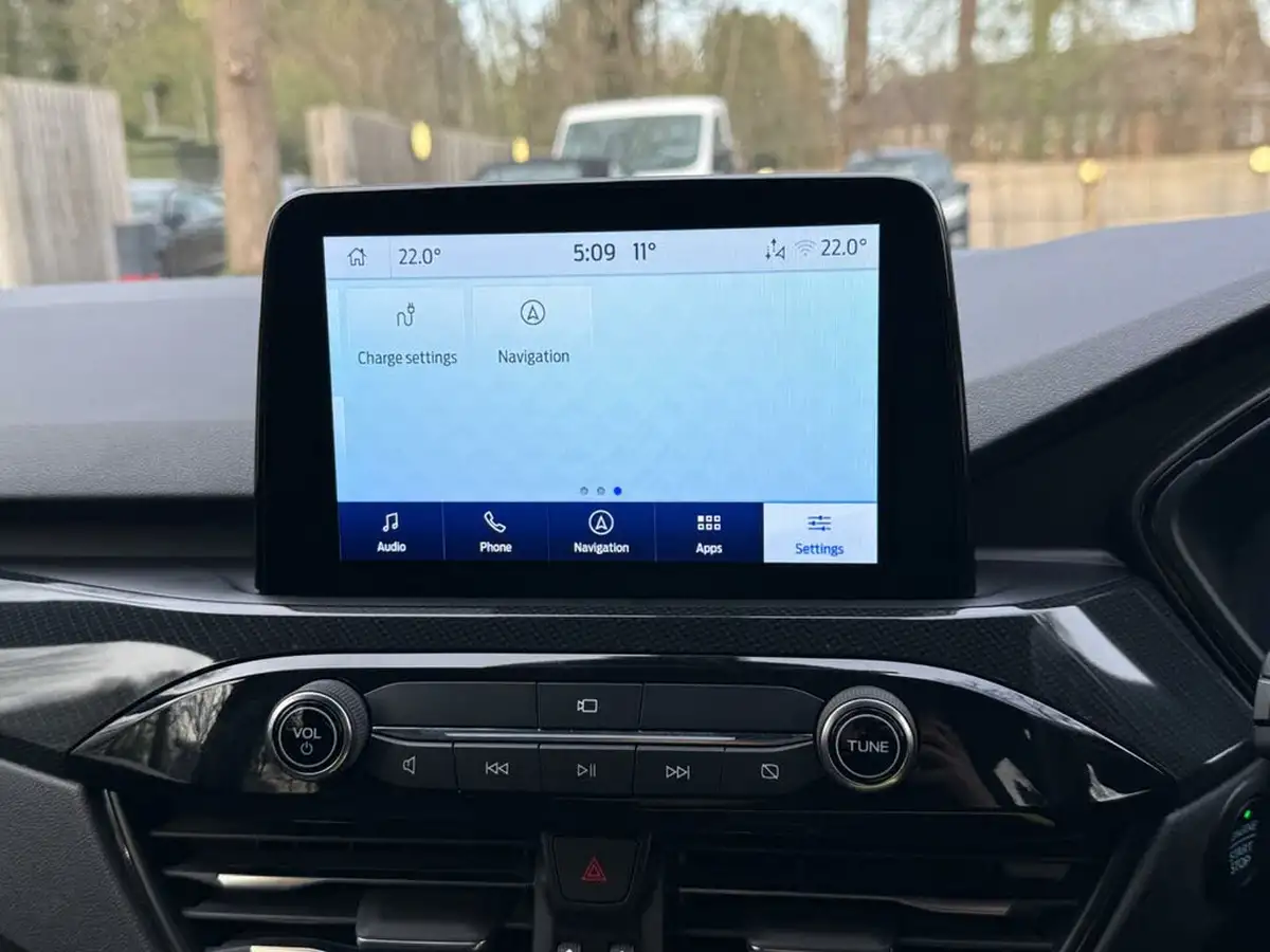 2021-ford-kuga-25t-st-line-x-edition-225ps-phev-big-31