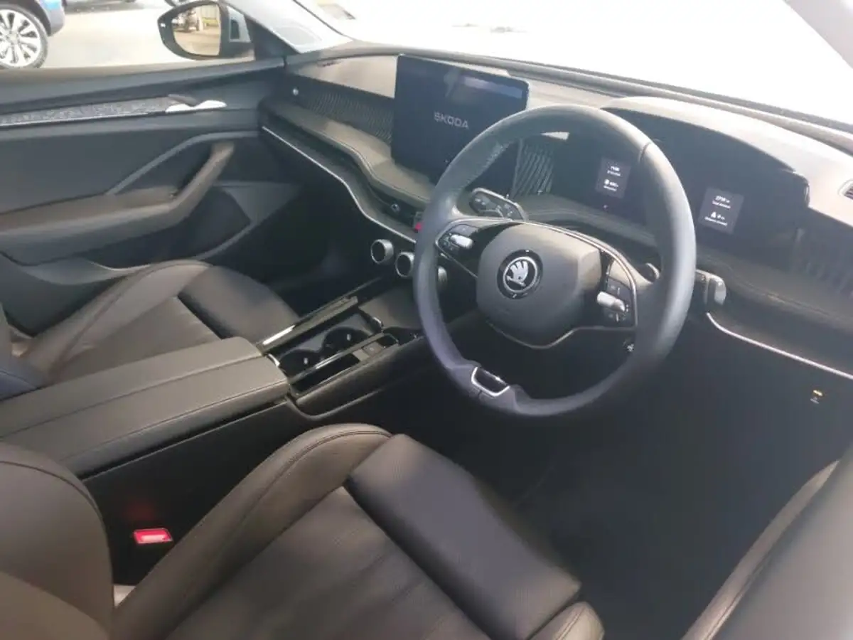 2024-skoda-superb-20tdi-se-l-150ps-scr-estate-dsg-big-10