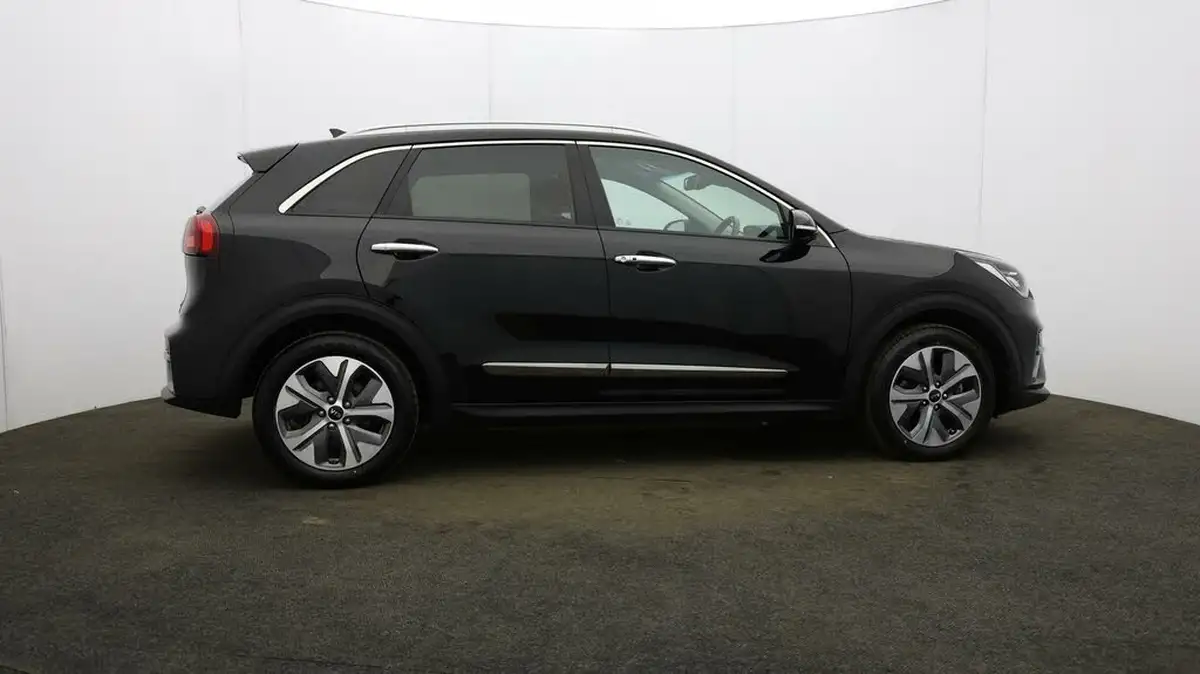 2022-kia-e-niro-ev-4-big-48